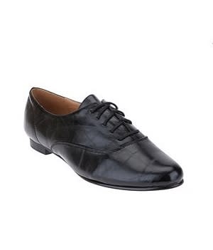 Chelsea crew classic Oxford flat, $58