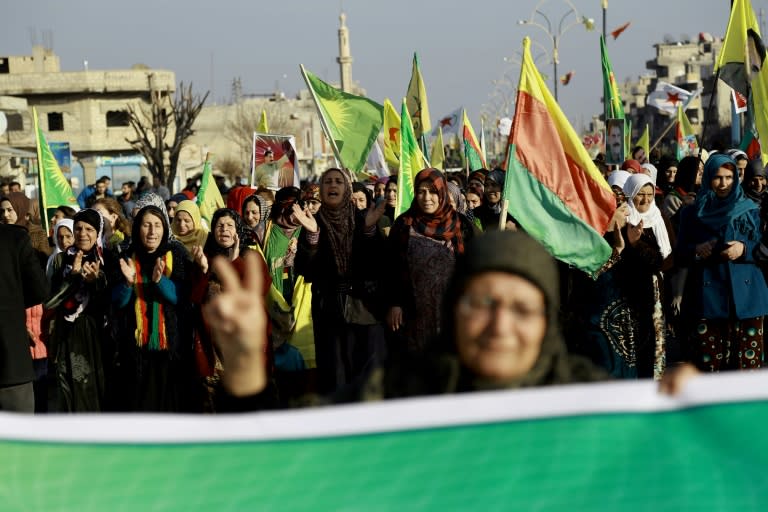 Syrian Kurdish women attend a rally denoucing that Kursdish reprensantatives were not invited to take part in the upcoming Astana peace talks, on January 16, 2017, in the northeastern city of Qamishli