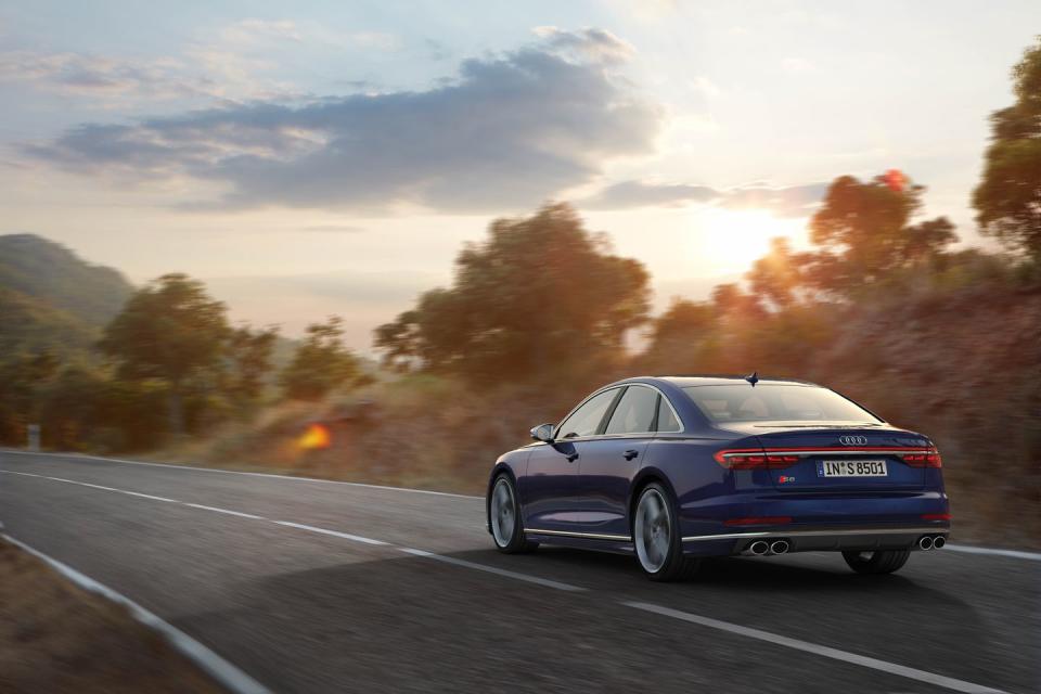 View Photos of the 2020 Audi S8