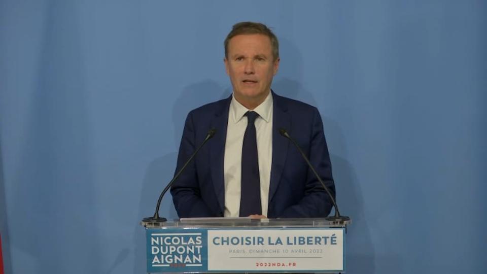 Nicolas Dupont-Aignan appelle à voter Marine Le Pen au second tour de l'élection. - BFMTV