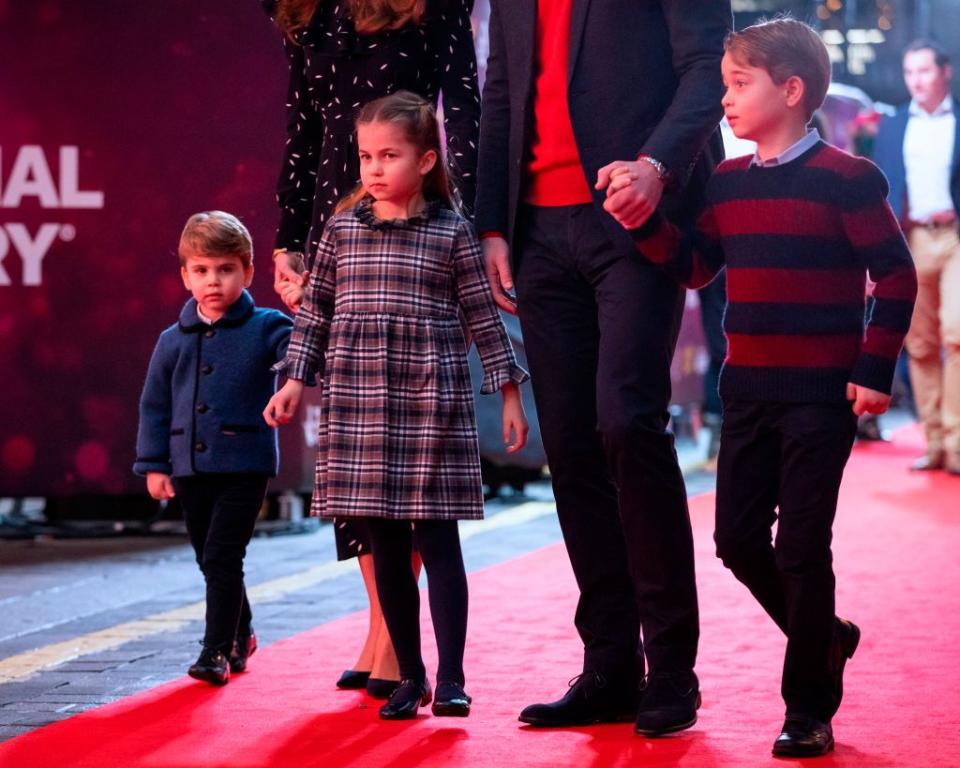 See All the Best Photos of Prince William, Kate Middleton and Their Kids at the Pantomime