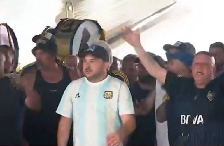 Diego Brancatelli, cuando entró al Maracaná con La 12