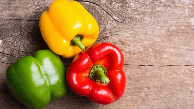 Bell peppers were one of the problem fruits deemed to have a high risk of dangerous pesticide exposure. - Image: AlexeiLogvinovich (Shutterstock)