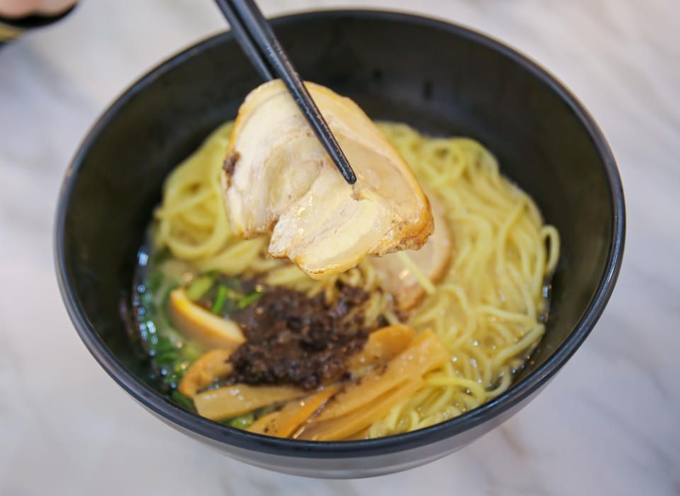 mr ramen - truffle ramen