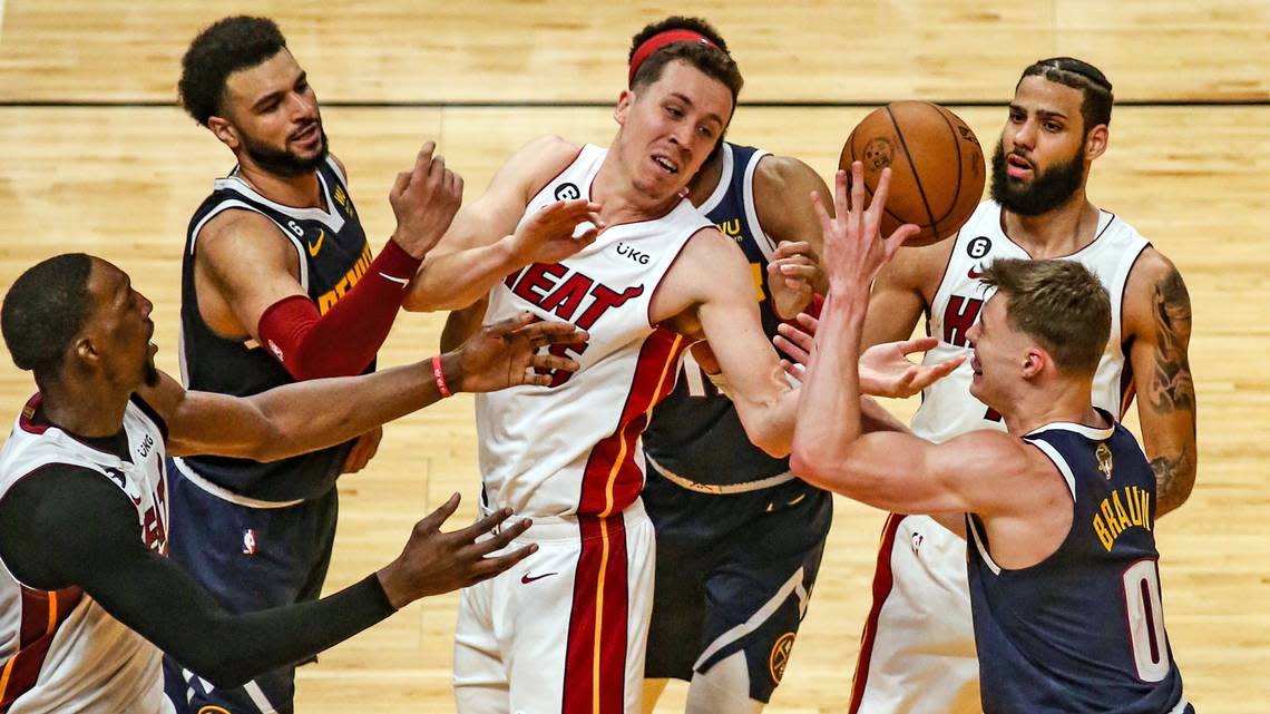 Con la espalda contra la pared, el Miami Heat enfrenta un partido de vida o muerte en Denver