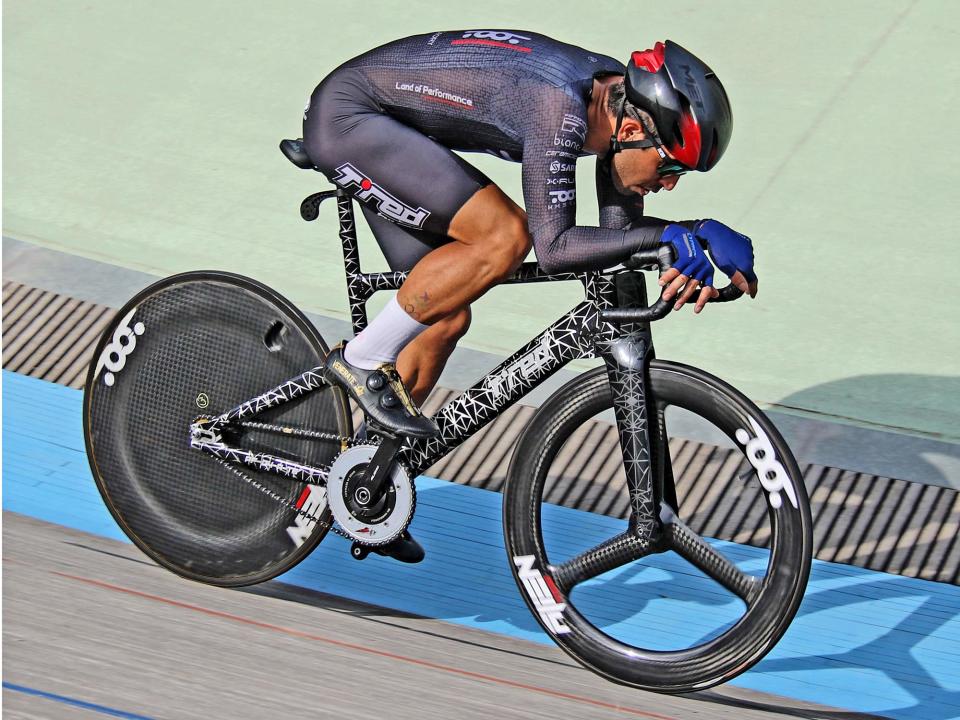 TRed Peregrine Falcon prototype track bike