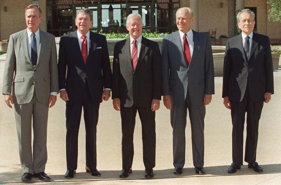 <p>The first time five U.S. presidents — George H.W. Bush, Ronald Reagan, Jimmy Carter, Gerald Ford and Richard Nixon — have gathered together to pose for a photo. This shot was taken in front of the Reagan Library in 1991 in Simi Valley, California.</p>