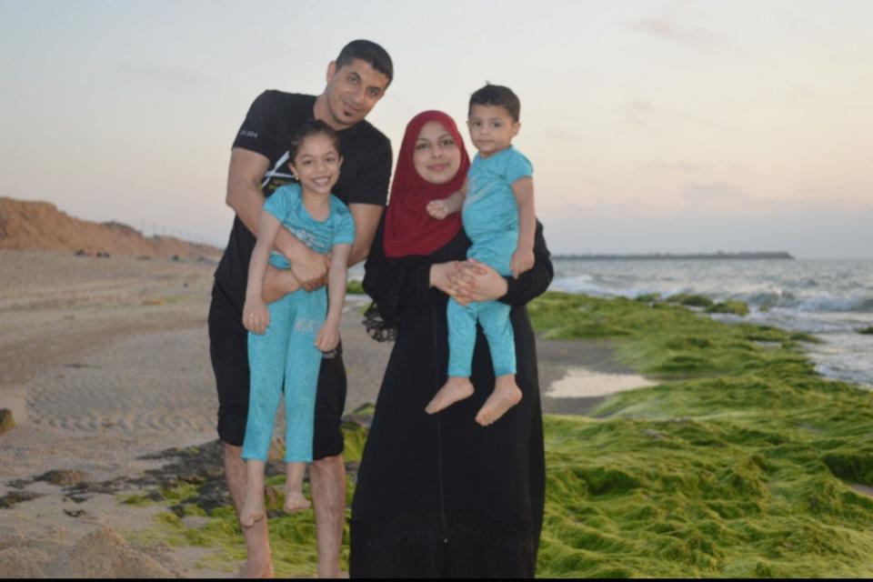 Akram El-Loh and Shayma'a Abu Ghalyoun with their children