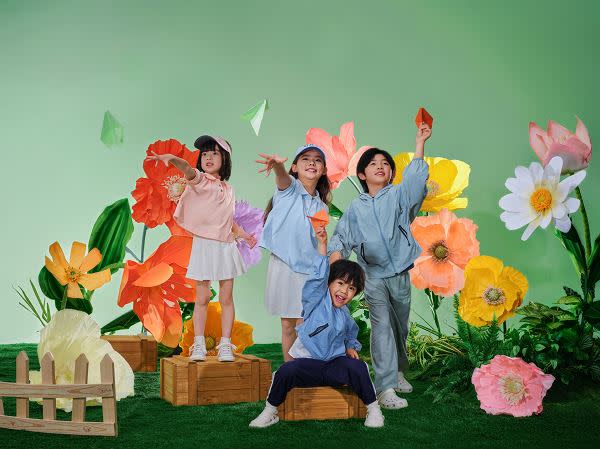 Gap「復古休閒Modern Preppy系列」也推出童裝，讓小朋友也能擁抱陽光，自在玩樂。（圖／品牌業者提供）