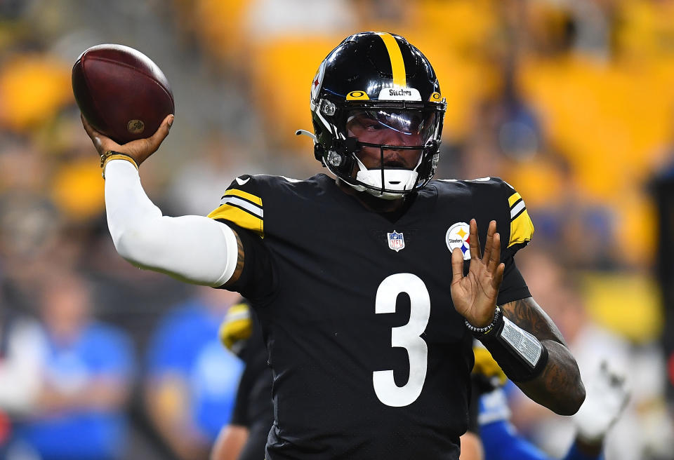 PITTSBURGH, PA - AUGUST 21:  Dwayne Haskins #3 of the Pittsburgh Steelers looks to pass during the fourth quarter against the Detroit Lions at Heinz Field on August 21, 2021 in Pittsburgh, Pennsylvania. (Photo by Joe Sargent/Getty Images)