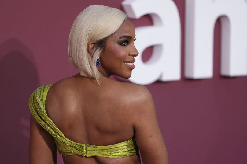 Die Sängerin und Schauspielerin Kelly Rowland äußert sich zu einme vermeintlich rassisistischen Vorfall beim Cannes Fillmfestival 2024.