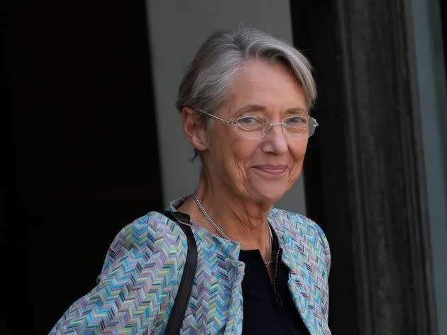 Élisabeth Borne remplace Jean Castex comme Première ministre. Ancienne ministre du Travail (Photo: via Associated Press)