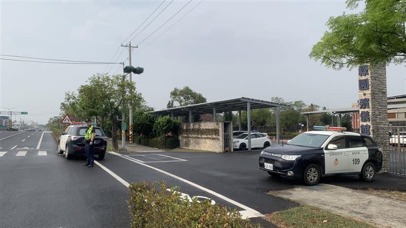 台南市新營分局明起將對轄內墓園實施交通管制。（圖／警方提供）