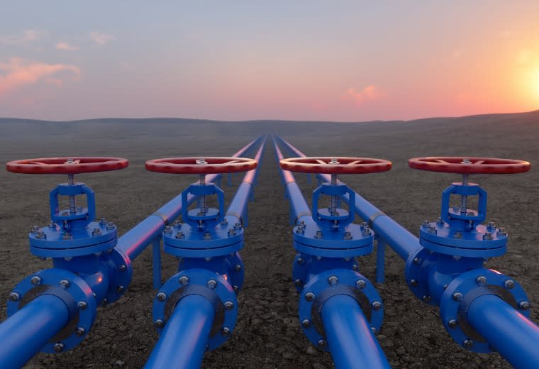 Oil and natural gas pipelines