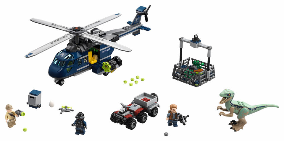 <em>Jurassic World</em> Blue’s Helicopter Pursuit (Image: Lego)