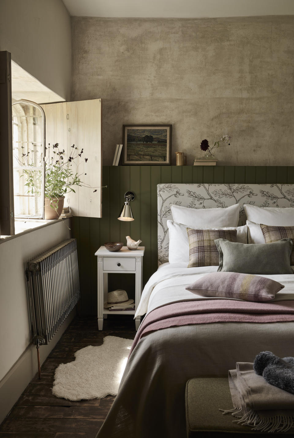 9. Create a country bedroom