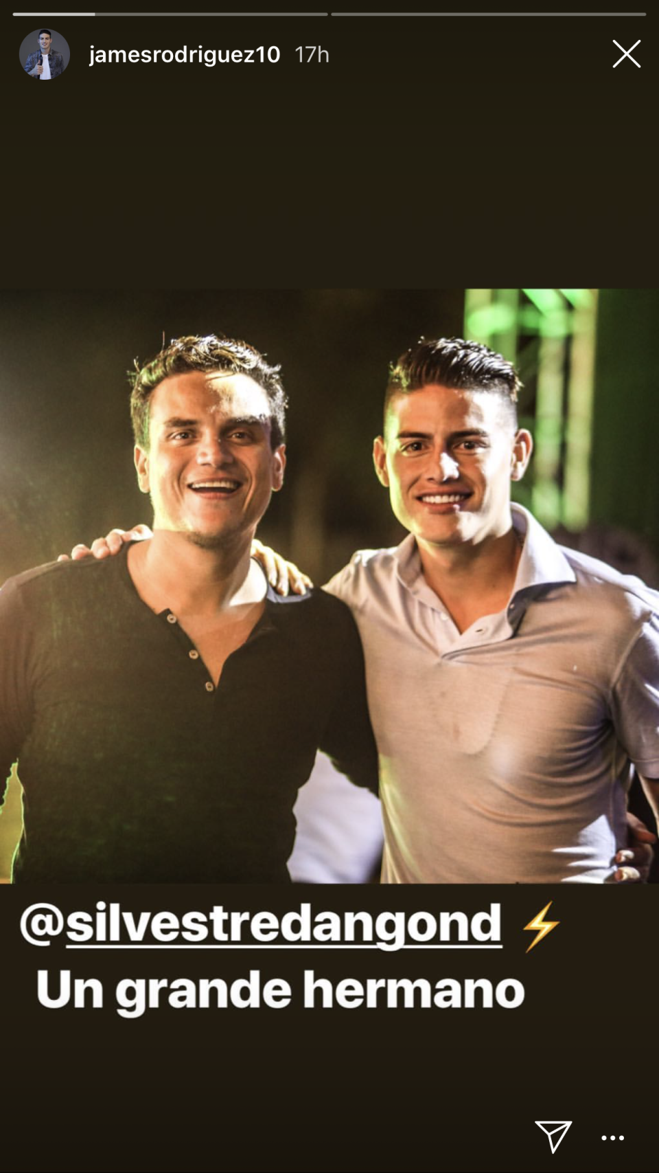 La celebración de cumpleaños de James Rodríguez, en la que estuvo presente el cantante de vallenato colombiano Silvestre Dangond, que amenizó su fiesta. <a href="https://www.instagram.com/jamesrodriguez10/?hl=en" rel="nofollow noopener" target="_blank" data-ylk="slk:James le agradeció en su cuenta de Instagram;elm:context_link;itc:0;sec:content-canvas" class="link ">James le agradeció en su cuenta de Instagram</a>