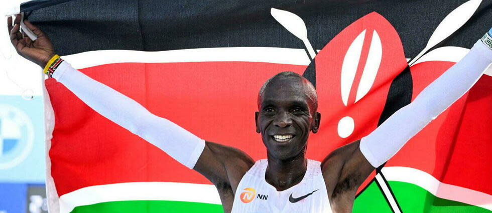 Eliud Kipchoge a battu son record du monde du marathon.  - Credit:TOBIAS SCHWARZ / AFP