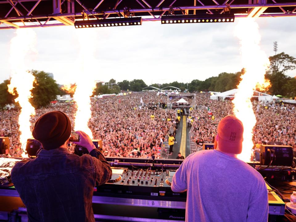 Chaos erupts at Electric Zoo after the music festival closed its gates