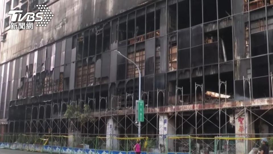城中城大樓火災後，暫時被警方封閉。（圖／TVBS）