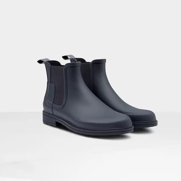 Hunter Boots Men's Refined Slim Fit Chelsea Boots in Navy