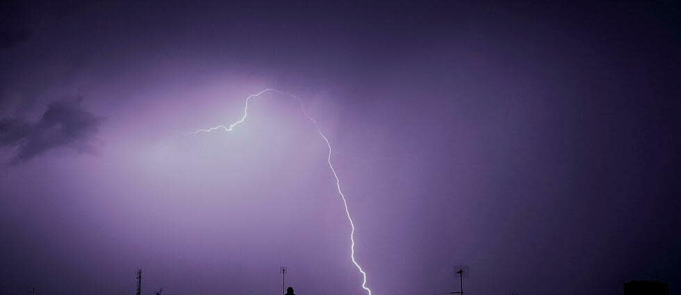 Météo-France a placé cinq départements en alerte orages.   - Credit:GUILLAUME SOUVANT / AFP