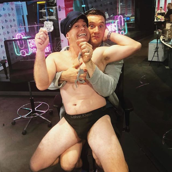 Grant Denyer stripped off to reveal his hot dad bod whilst live on air, even giving Ed Kavalee a seductive lap dance. Source: 2DayFM