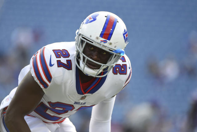 Bills All-Pro cornerback Tre'Davious White does not opt out, will play in  2020