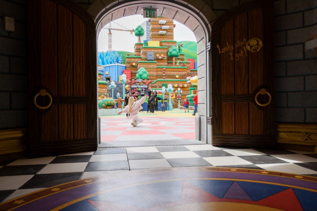 Entrance to Super Nintendo World