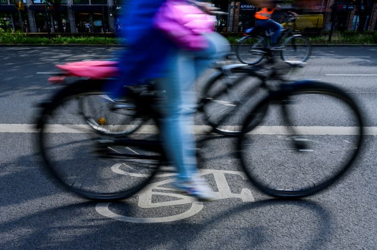 Der Absatz von Kinder- und Jugendfahrrädern ist in den vergangenen Jahren deutlich eingebrochen. Wie eine Analyse des Fahrradmarkts durch die Beratungsfirma EY ergab, schrumpften die Verkäufe 2023 um acht Prozent, seit 2019 sind es sogar 37 Prozent. (John MACDOUGALL)