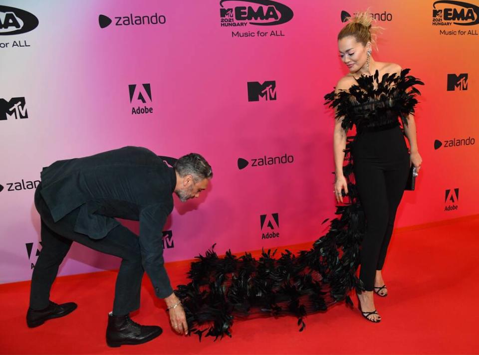 Rita Ora, Taika Waititi, 2021 MTV EMA Awards