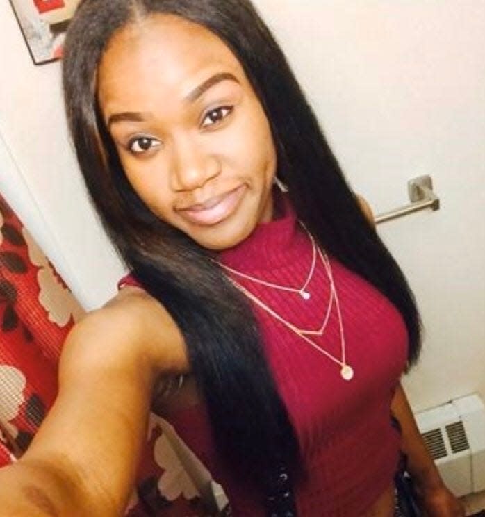 Kierra Coles, a 26-year-old pregnant woman who went missing out of Chicago on October 2, 2018.