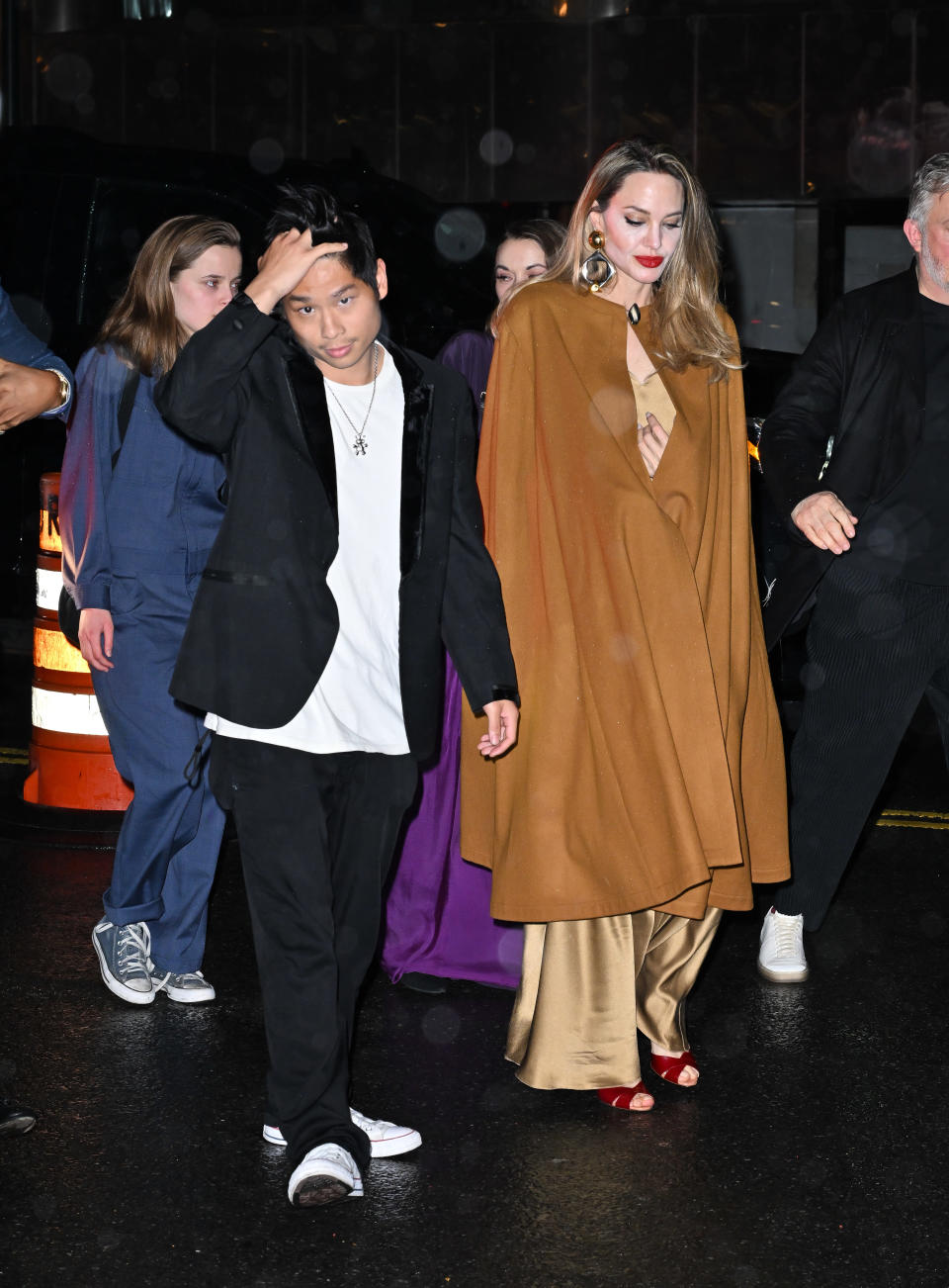 Vivienne Jolie-Pitt, Pax Jolie-Pitt and Angelina Jolie arrive to Cipriani.