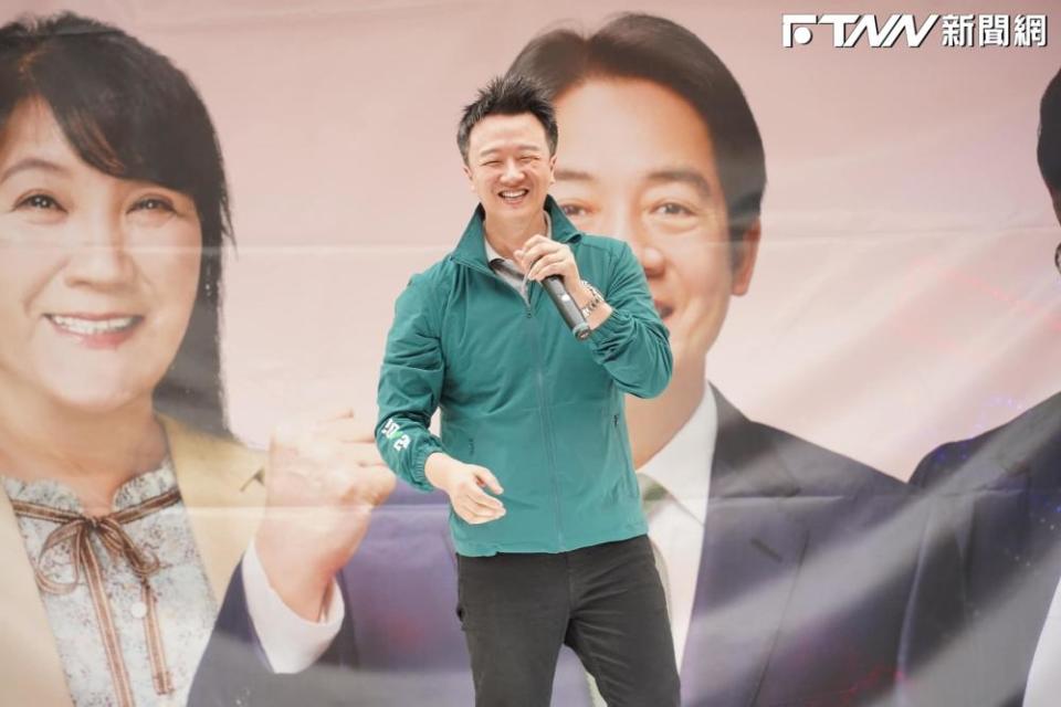 政治評論員李正皓黯然退選，後續輔選能量大爆發，成為炙手可熱的輔選超夯人選。（圖／李正皓）