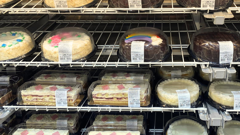 Costco cakes on shelves