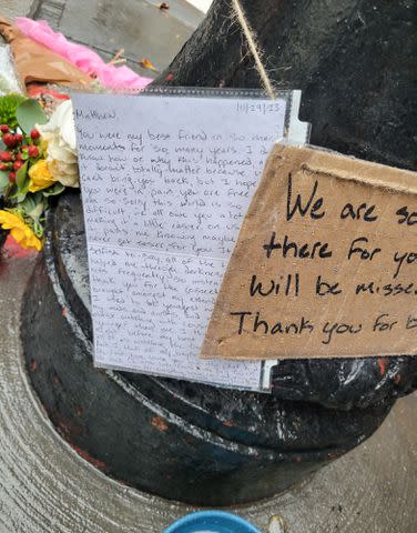 <p>Jenna Wang</p> Tribute notes left by 'Friends' fans mourning Matthew Perry in New York City