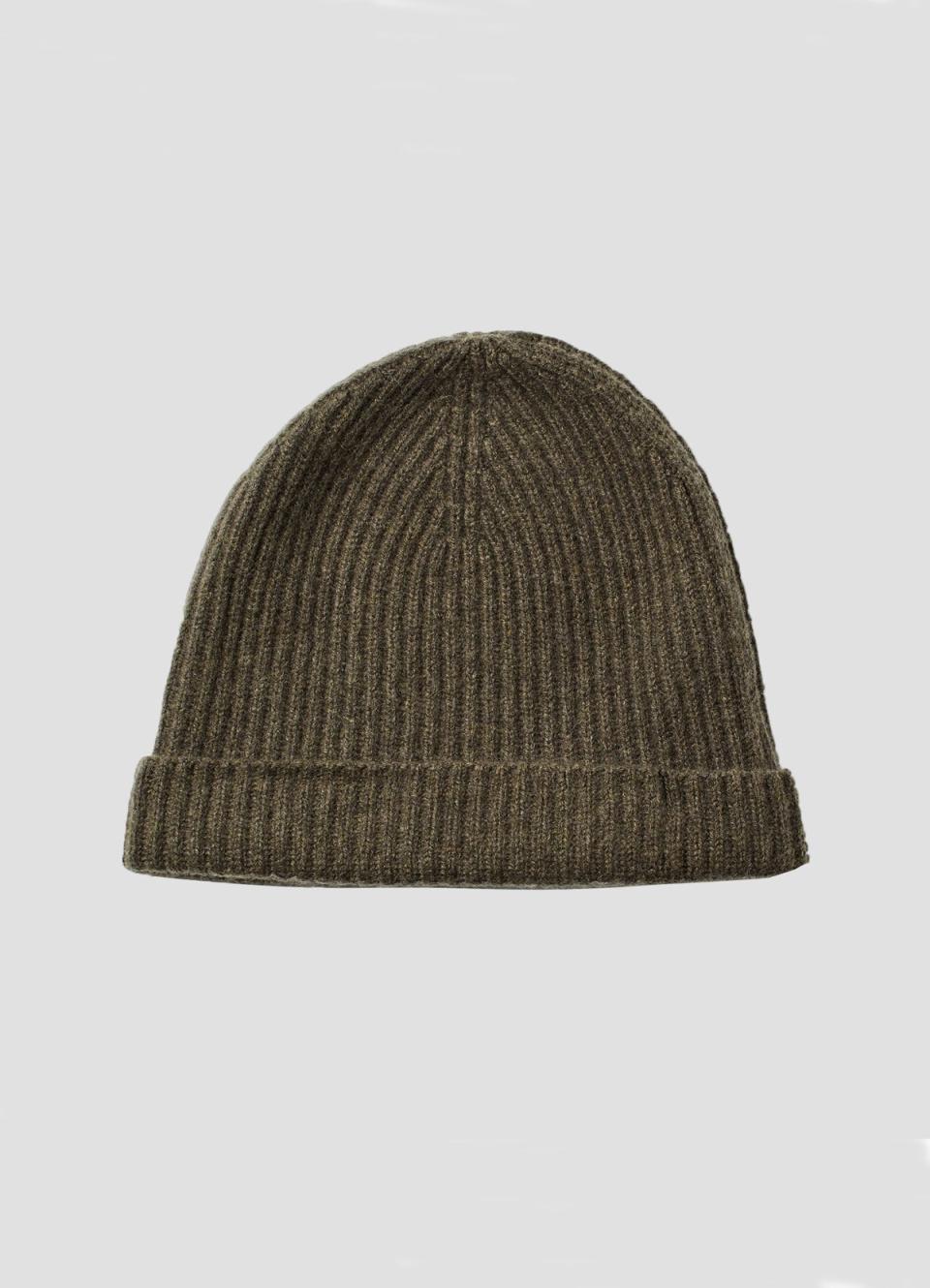 Naadam Signature Ribbed Cashmere Beanie