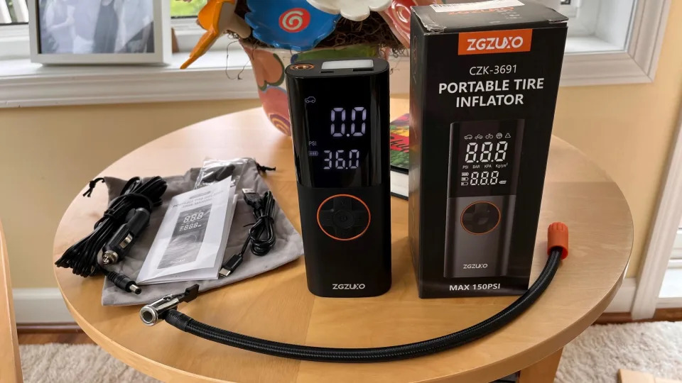 Zgzuxo Portable Tire Inflator unboxed.