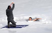 The new world record in under ice swimming near Teplice