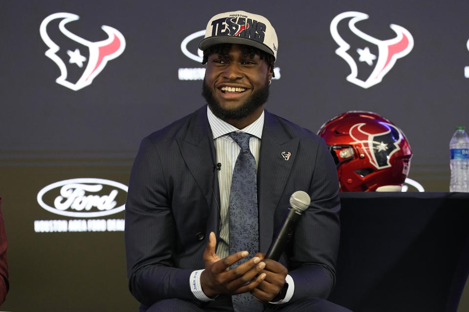 Houston Texans linebacker Will Anderson Jr. answers questions during an introductory news conference, Friday, April 28, 2023, in Houston. Anderson Jr. was selected in the first round, third overall, by the Texans in the NFL Draft on Thursday. (AP Photo/Kevin M. Cox)