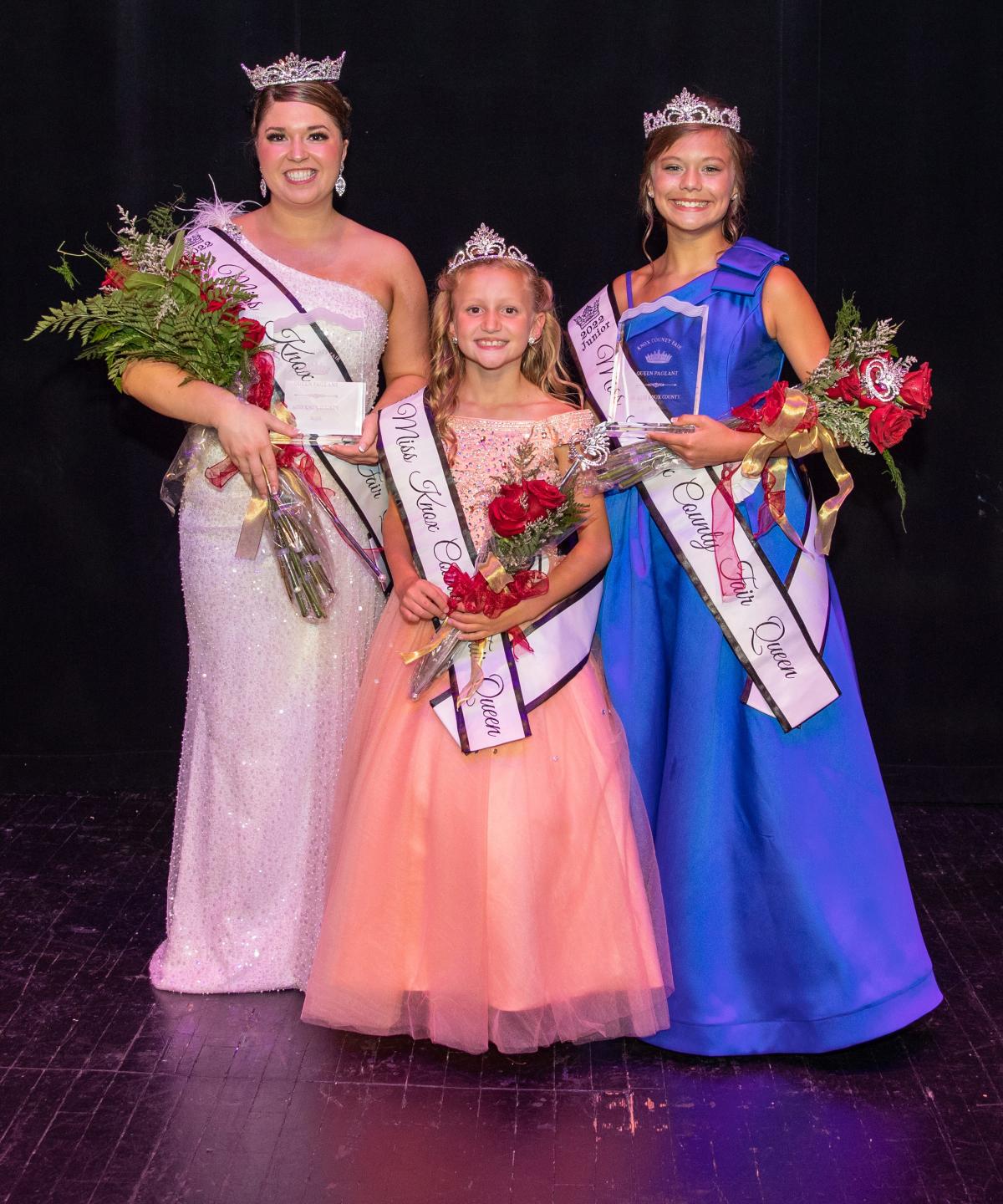 The winners have been crowned. Here are the Miss Knox County Fair