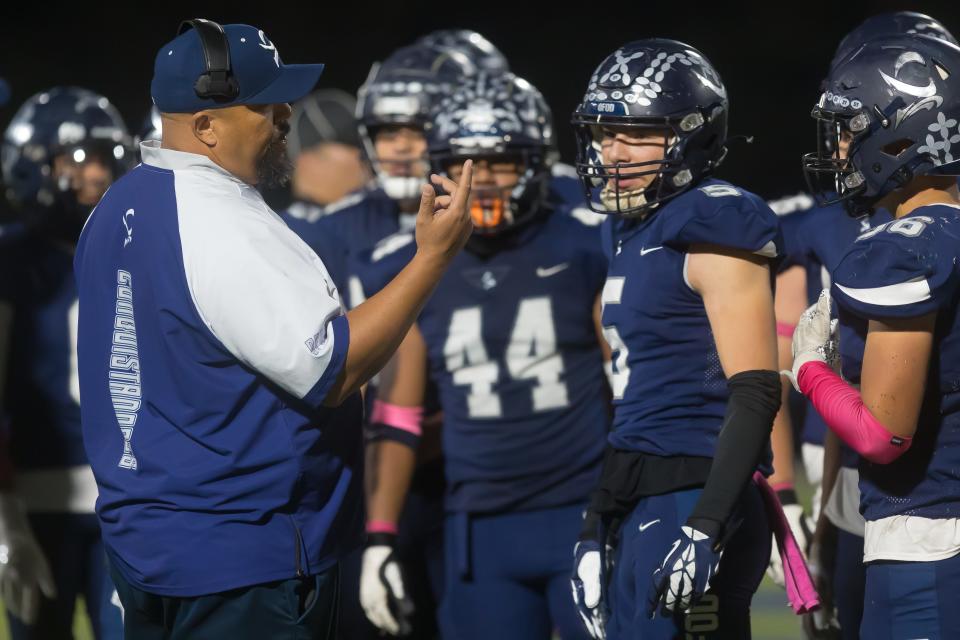 Del Valle faces Parkland in a high school football game at Del Valle High School on Friday, Oct. 7, 2022.