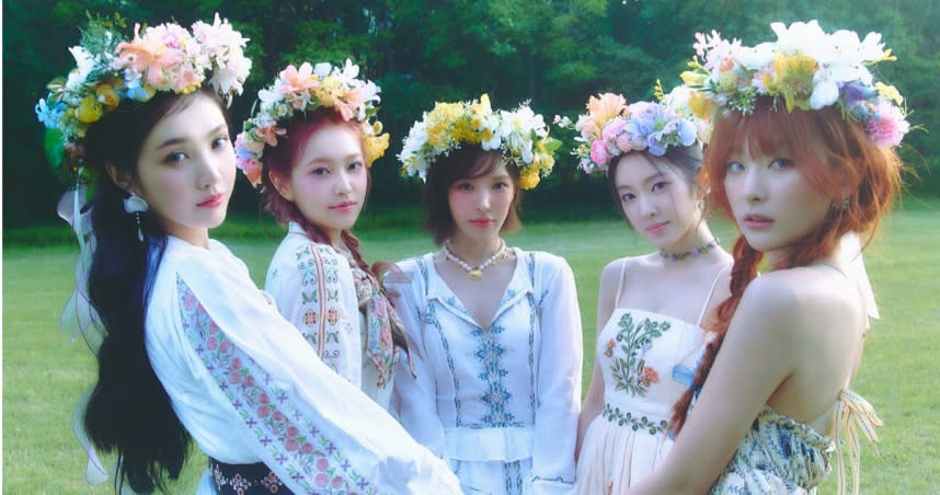 Red Velvet帶著全新專輯回歸，將以新作《Cosmic》展現全新風格的夏季音樂。（圖／SM Entertainment提供）