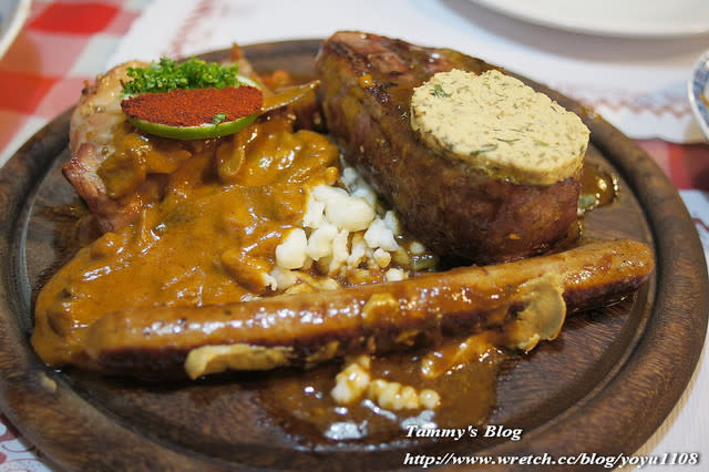 《屏東美食》墾丁。田園德式小餐館　好多肉的夜晚~已歇業