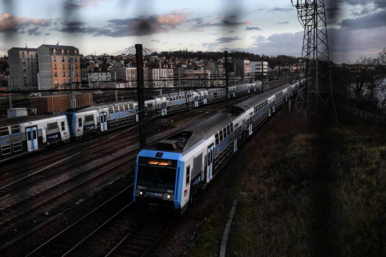 La circulation est totalement interrompue sur une grande partie de la ligne du RER C ce mercredi 5 juillet, et jusqu’à jeudi matin.