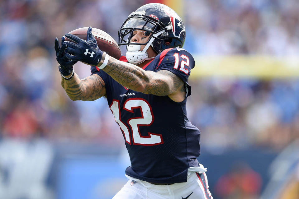 Sep 22, 2019; Carson, CA, USA; Houston Texans wide receiver Kenny Stills (12) catches a pass during the first half against the Los Angeles Chargers at Dignity Health Sports Park. Mandatory Credit: Kelvin Kuo-USA TODAY Sports