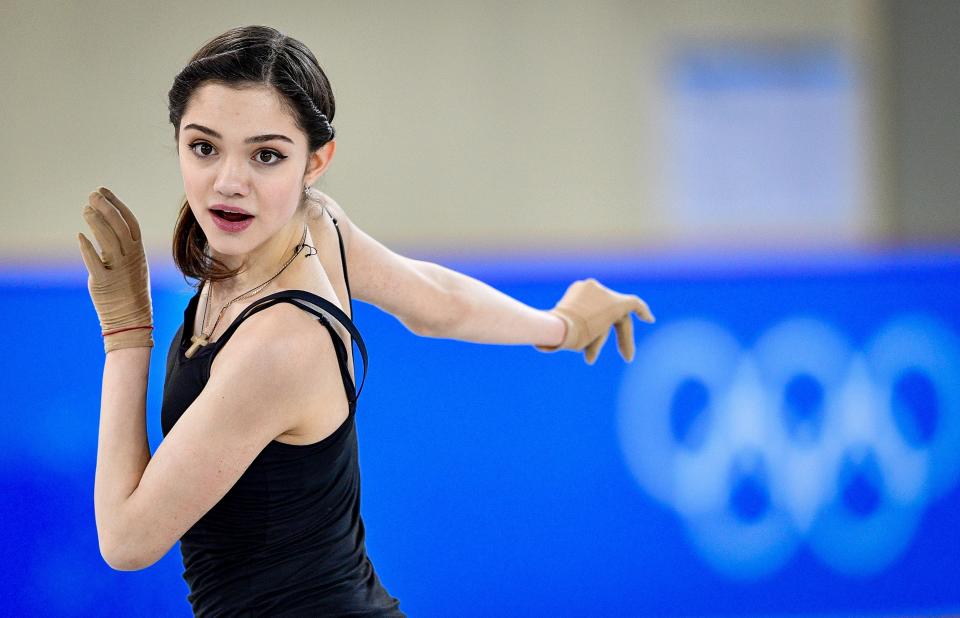 <p>Olympic athlete of Russia Evgenia Medvedeva twists during practice at Gangneung Ice Arena ahead of the team event of the women’s figure skating at the Pyeongchang 2018 Winter Olympic Games in Gangneungon February 10, 2018. / AFP PHOTO / Mladen ANTONOV </p>