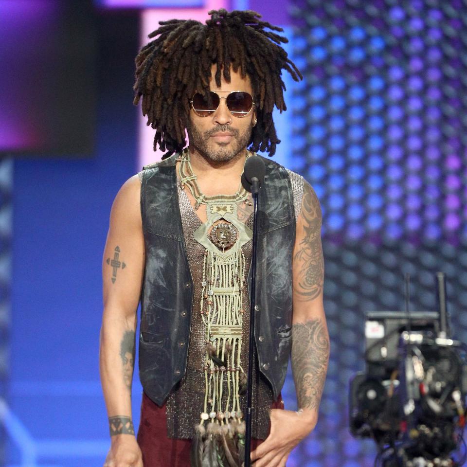 At the 2018 AMAs, Lenny Kravitz took to the stage looking far younger than his 54 years.