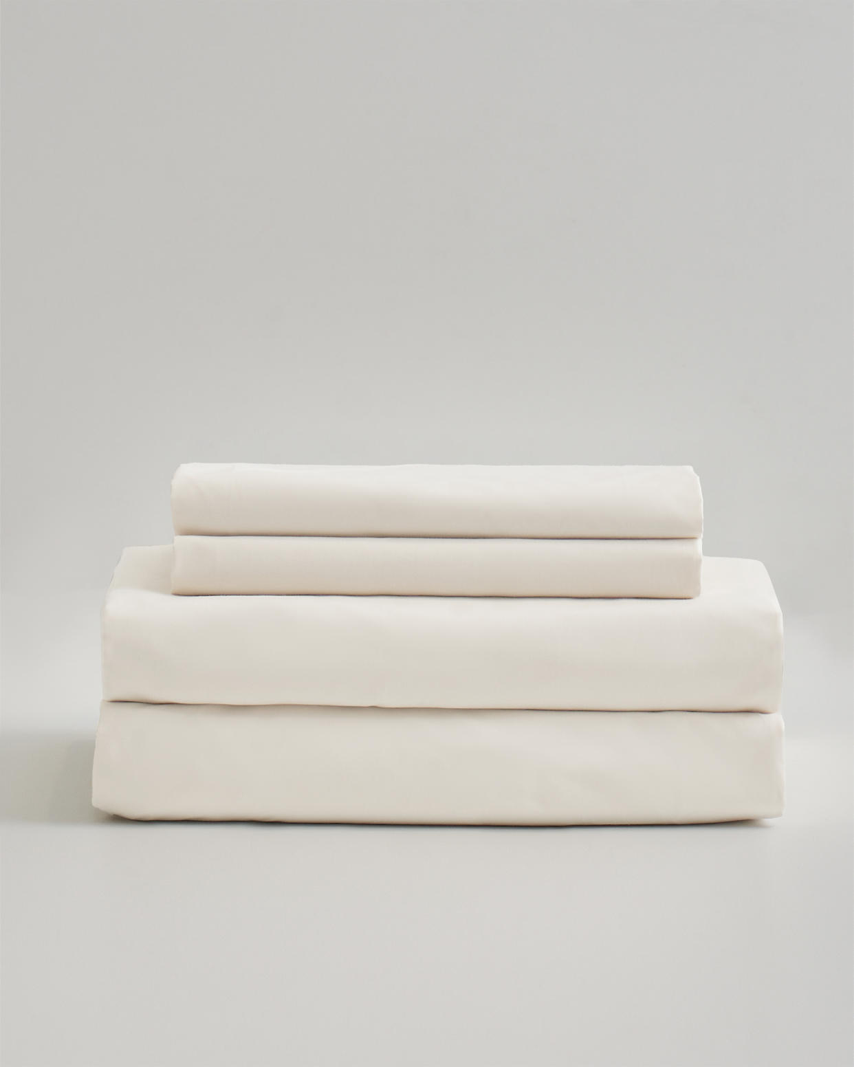 <p><a href="https://go.redirectingat.com?id=74968X1596630&url=https%3A%2F%2Fwww.onequince.com%2Fhome%2Fclassic-organic-percale-sheet-set%3Fcolor%3Dwhite%26tracker%3Dcollection_page__home%252Fsheets-and-pillowcases__Luxe%2BSheet%2BSets__0&sref=https%3A%2F%2Fwww.cosmopolitan.com%2Flifestyle%2Fg35994461%2Fbest-percale-sheets%2F" rel="nofollow noopener" target="_blank" data-ylk="slk:Shop Now;elm:context_link;itc:0;sec:content-canvas" class="link rapid-noclick-resp">Shop Now</a></p><p>Classic Organic Percale Sheet Set</p><p>onequince.com</p><p>$99.90</p><span class="copyright">Quince</span>