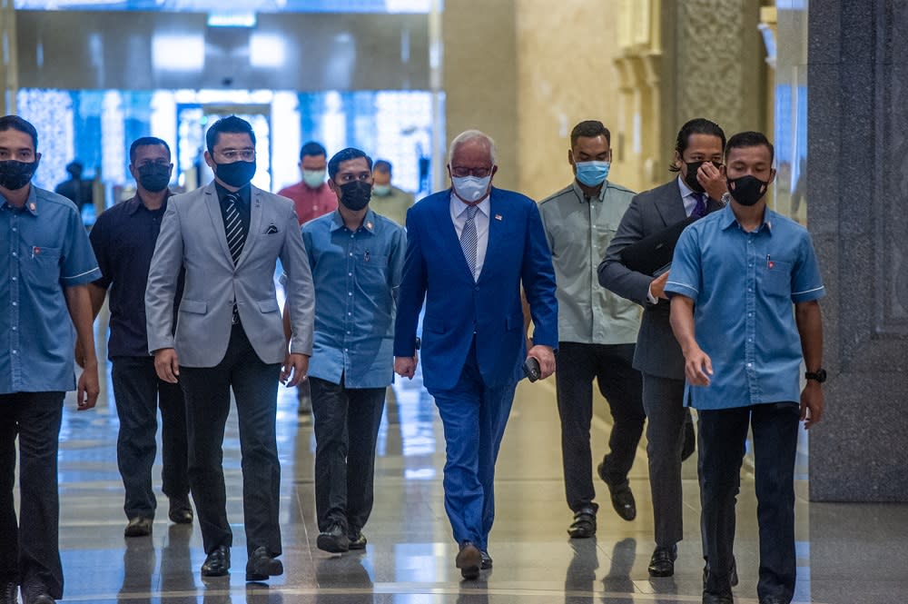 Former Prime Minister, Datuk Seri Najib Razak arrives at the Court of Appeal in Putrajaya April 15, 2021. — Picture by Shafwan Zaidon